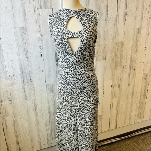 Dresses & Skirts - Cheetah Print Dress Size S